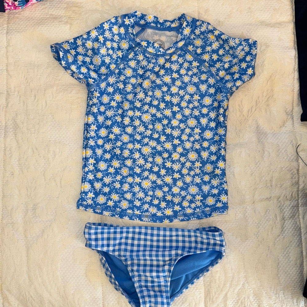 ❤️ Rash Guard Two Piece Girls Swimsuit size S (6-6X) ❤️ F5